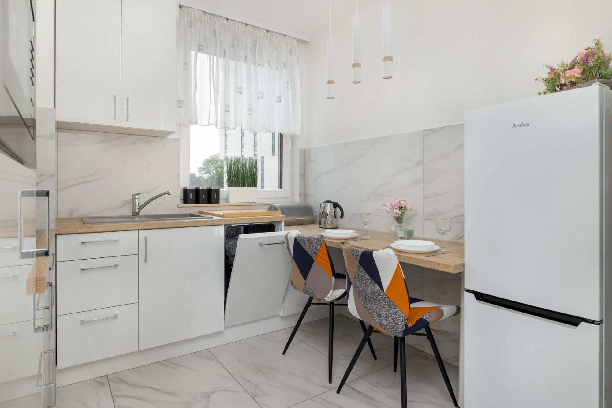 Cozy Apartments Laszkiewicza With Parking By Noclegi Renters Krakow Bagian luar foto