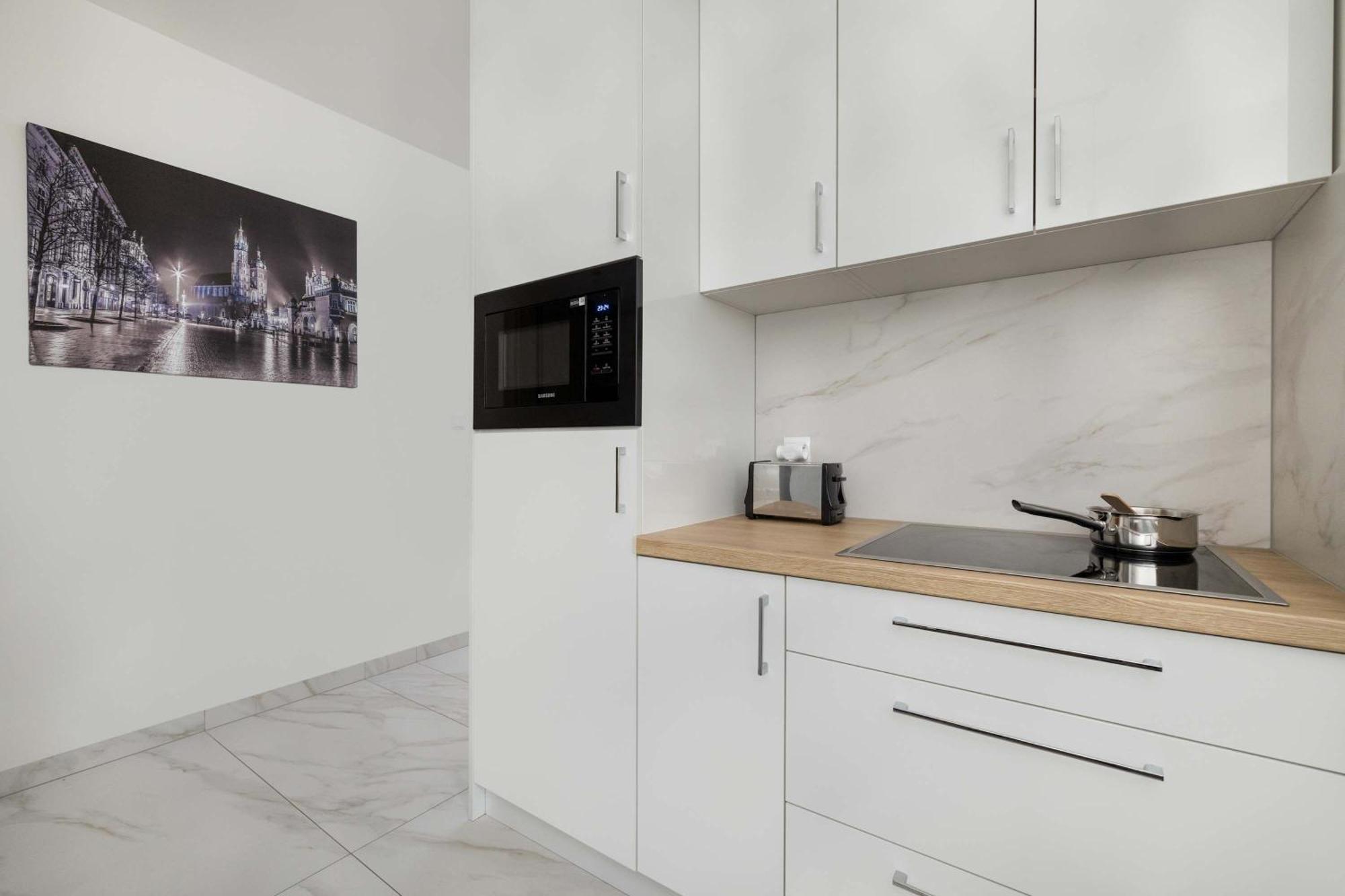 Cozy Apartments Laszkiewicza With Parking By Noclegi Renters Krakow Bagian luar foto