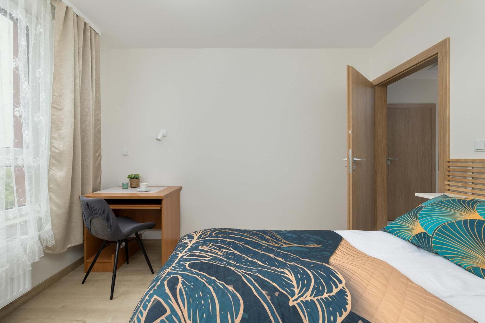 Cozy Apartments Laszkiewicza With Parking By Noclegi Renters Krakow Bagian luar foto