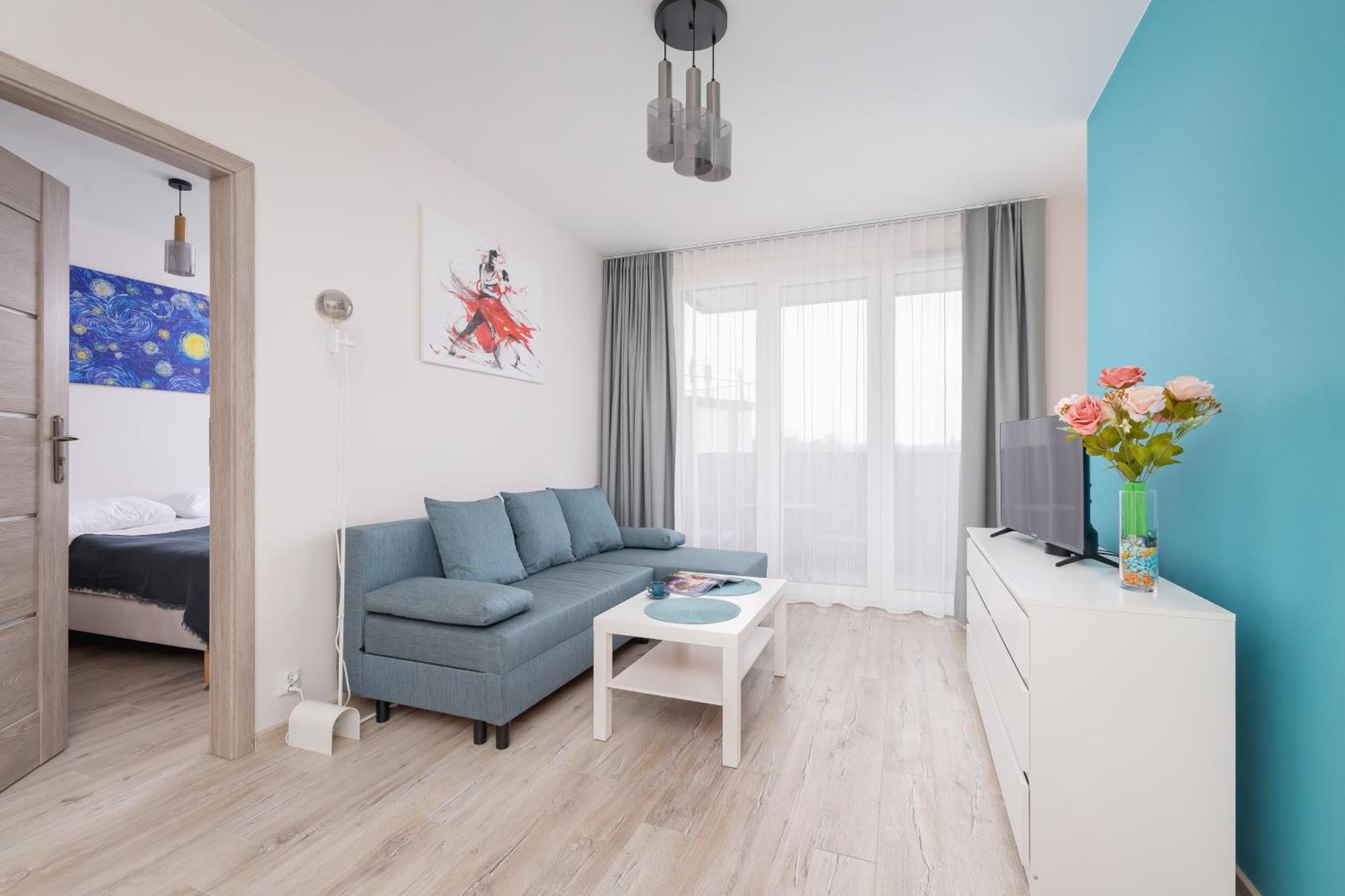 Cozy Apartments Laszkiewicza With Parking By Noclegi Renters Krakow Bagian luar foto
