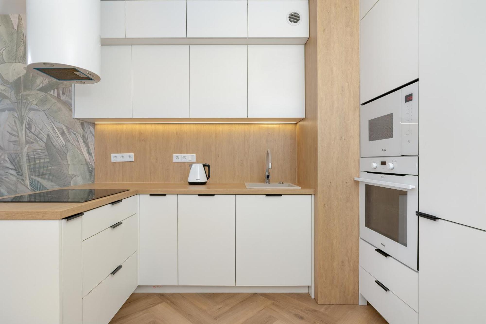 Cozy Apartments Laszkiewicza With Parking By Noclegi Renters Krakow Bagian luar foto