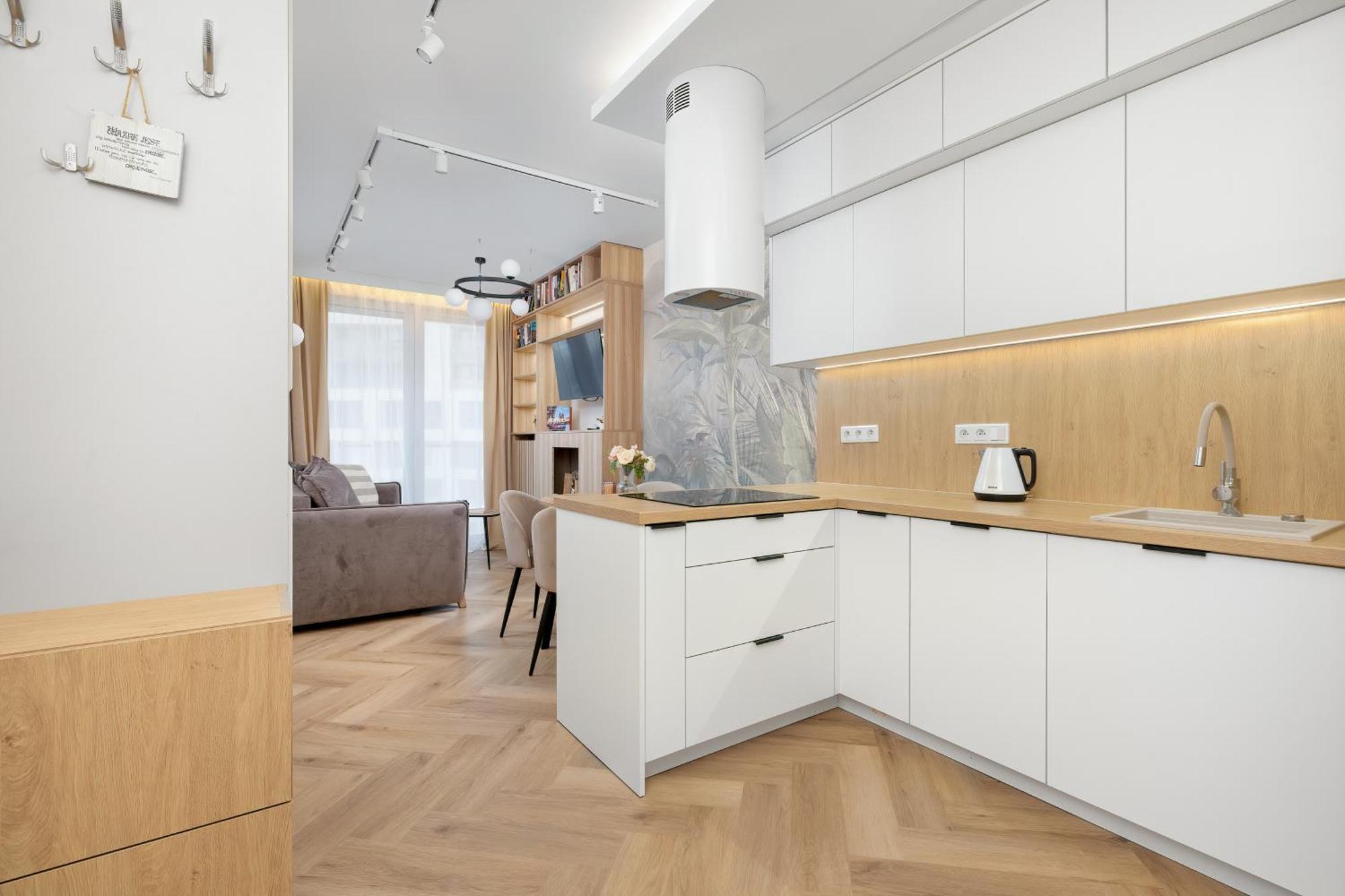Cozy Apartments Laszkiewicza With Parking By Noclegi Renters Krakow Bagian luar foto